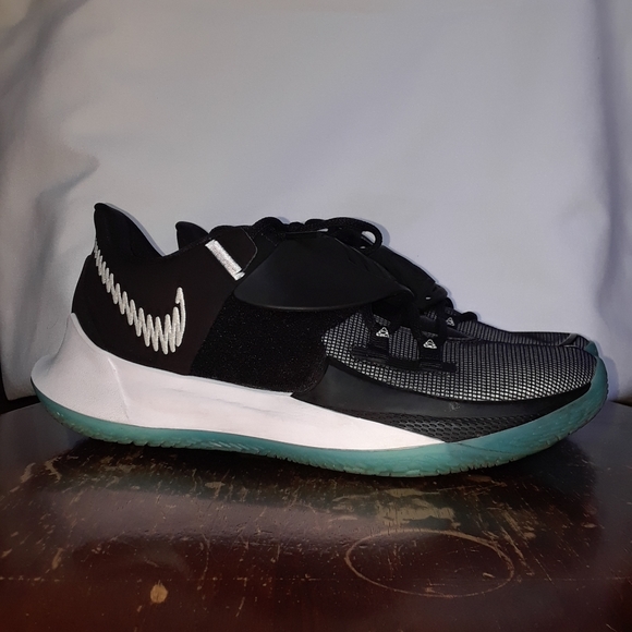 Nike Kyrie Low 3 'Moon' Black/Blue CJ1286-001 Basketball Shoes Men's Size 9 - Picture 2 of 15